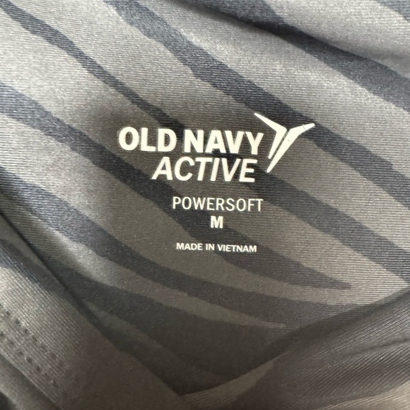 Old navy power soft crop leggings medium - Picture 6 of 6